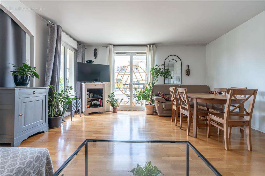 Appartement à NOGENT-SUR-MARNE