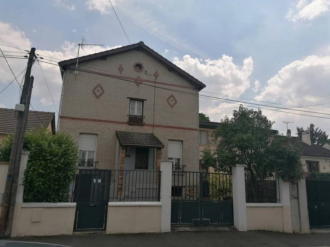 Maison à AULNAY-SOUS-BOIS