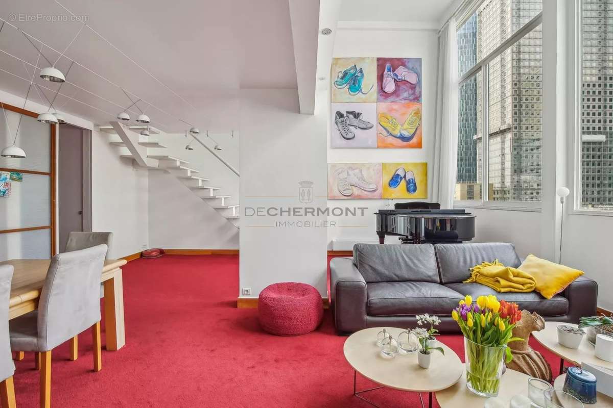 Appartement à COURBEVOIE