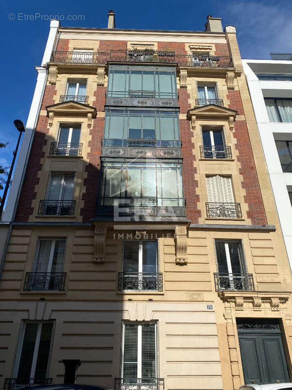 Appartement à LEVALLOIS-PERRET