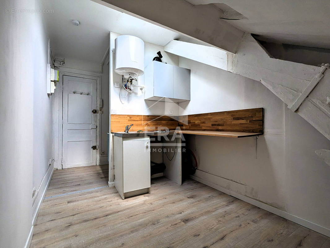 Appartement à LEVALLOIS-PERRET