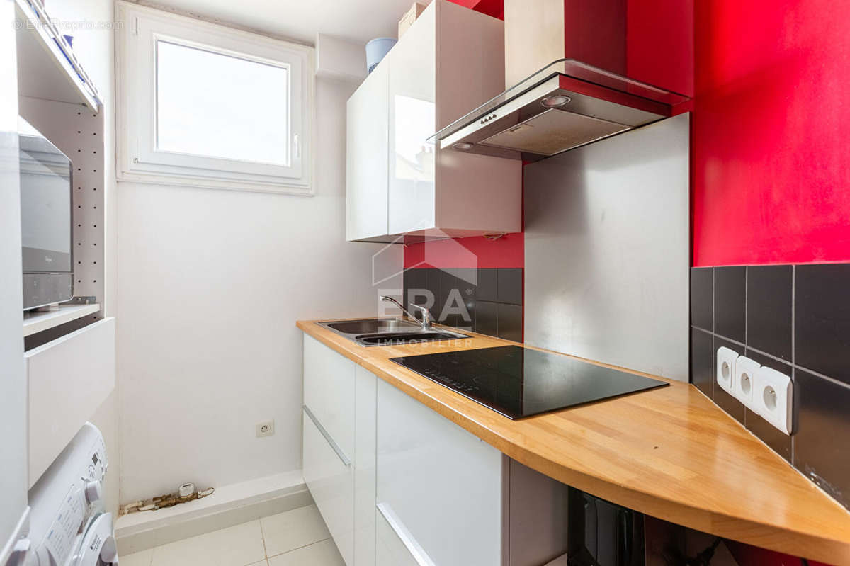 Appartement à COURBEVOIE