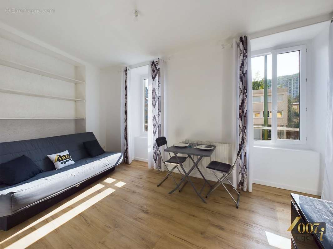 Appartement à AIX-LES-BAINS