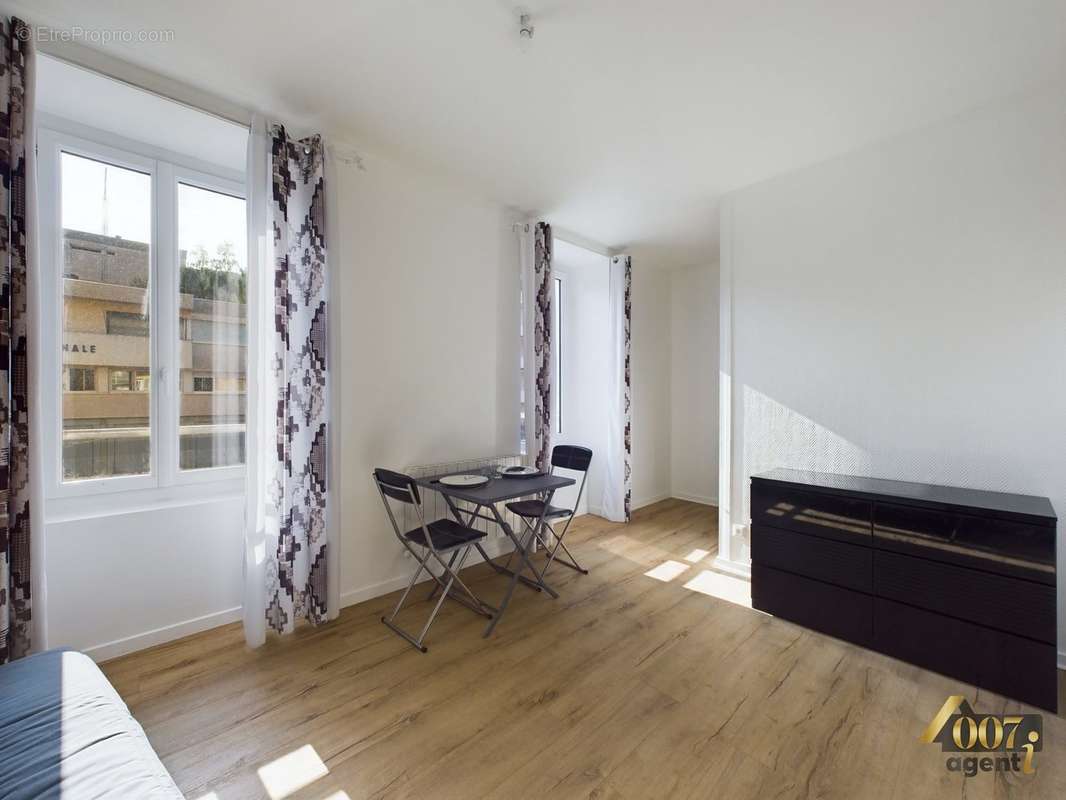 Appartement à AIX-LES-BAINS