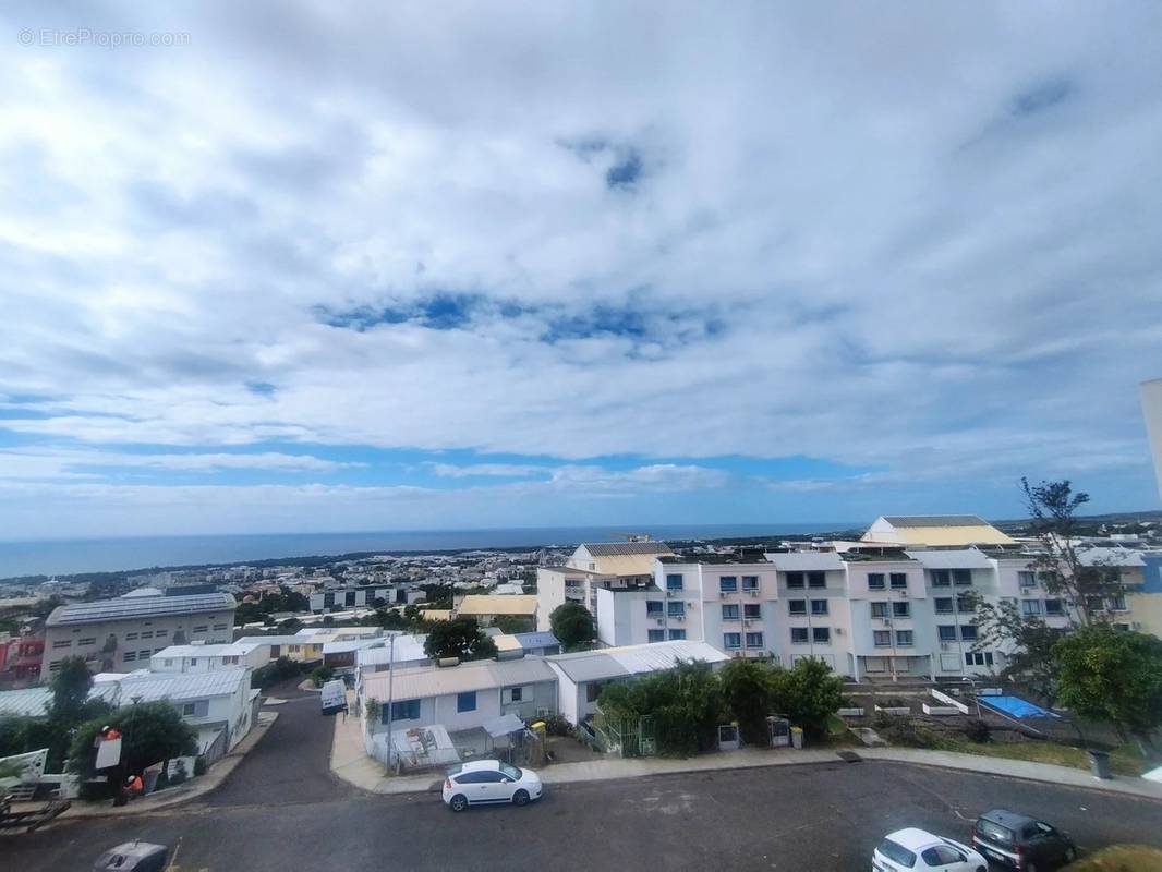 Appartement à SAINT-DENIS