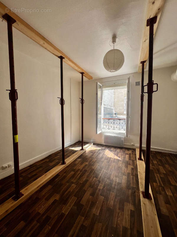 Appartement à PARIS-11E