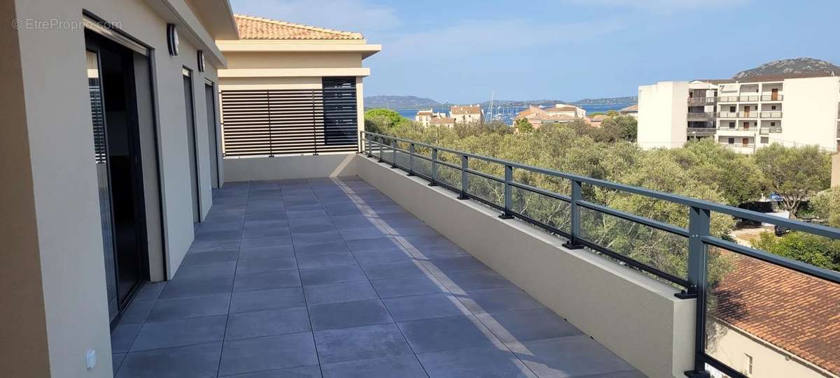 Appartement à PORTO-VECCHIO