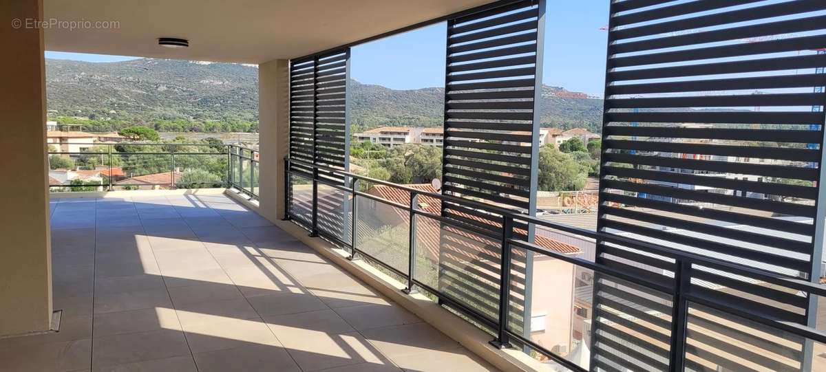 Appartement à PORTO-VECCHIO