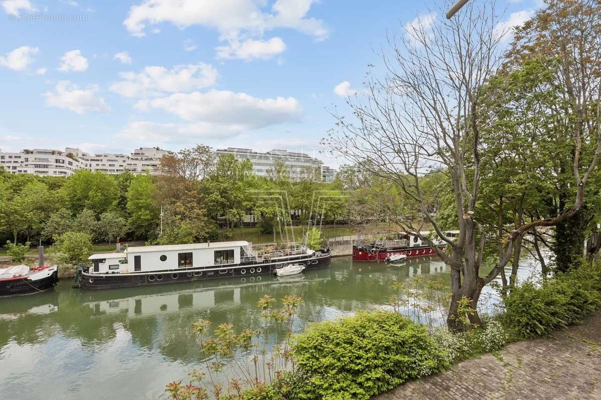 Appartement à LEVALLOIS-PERRET