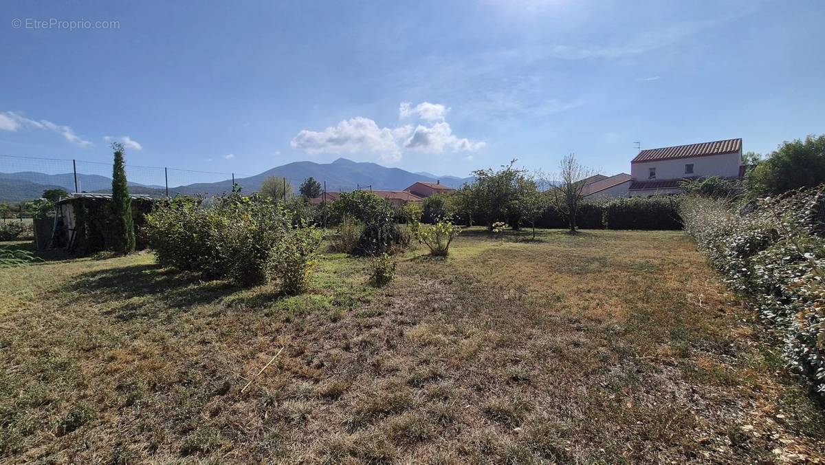 Terrain à MAUREILLAS-LAS-ILLAS