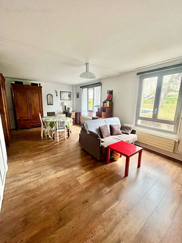 Appartement à RUEIL-MALMAISON