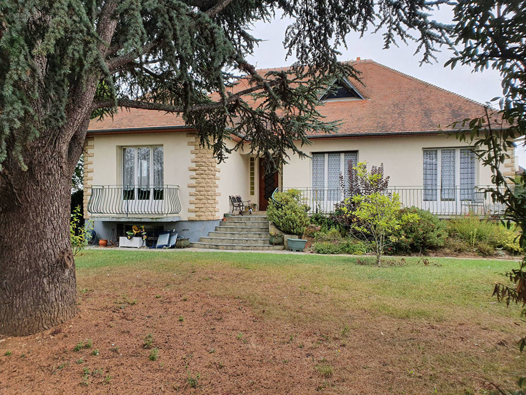 Maison à SAINT-MARTIN-DE-FONTENAY