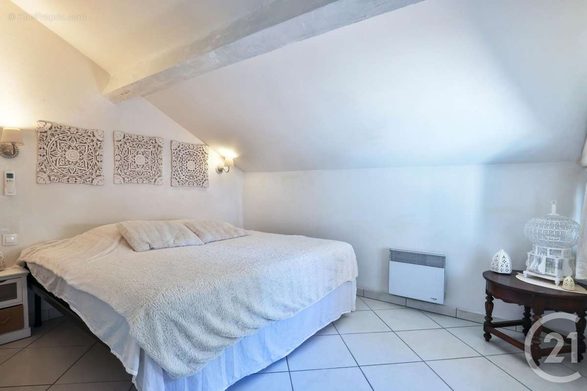 Appartement à VILLEFRANCHE-SUR-MER