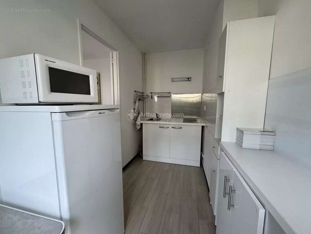 Appartement à PARIS-10E