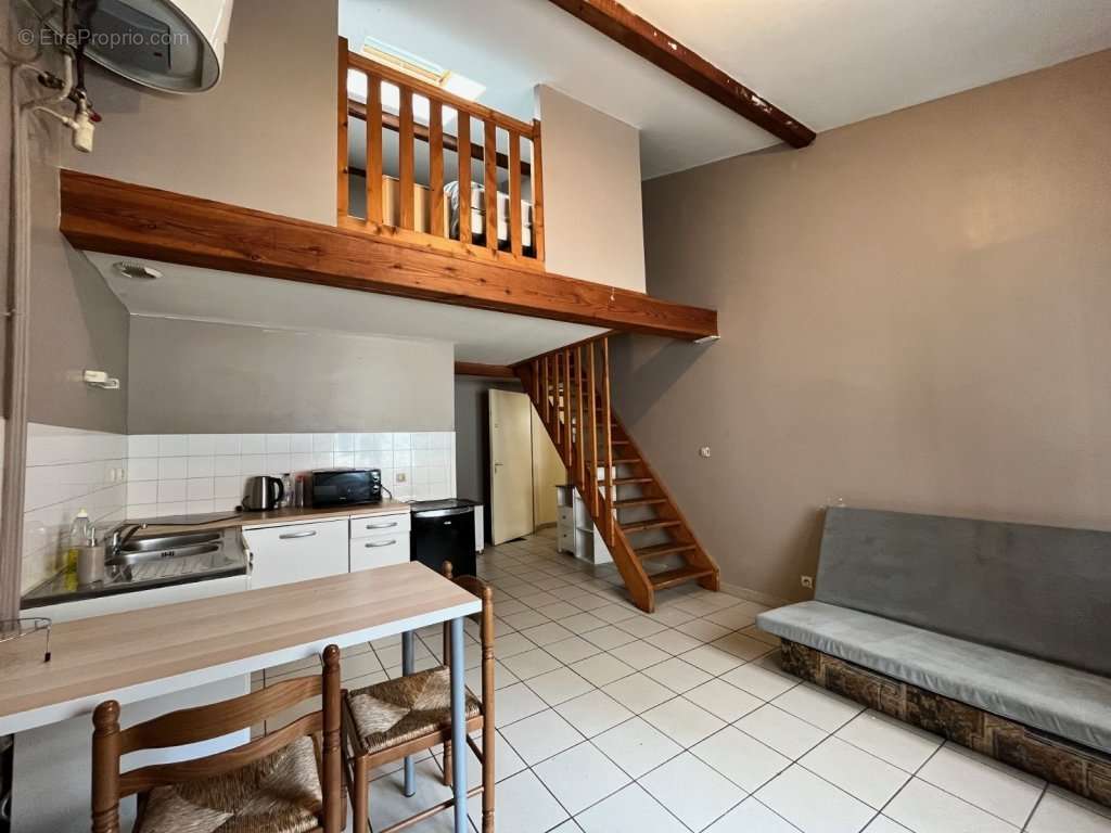 Appartement à SAINT-ETIENNE