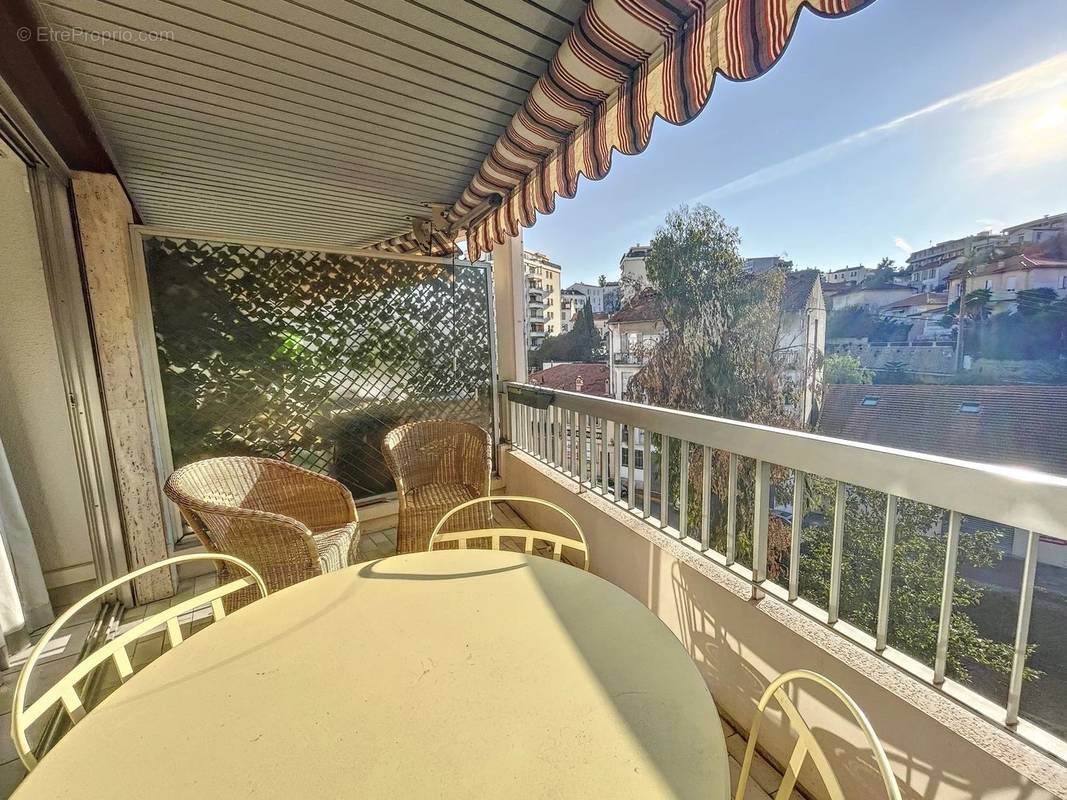 Appartement à CANNES