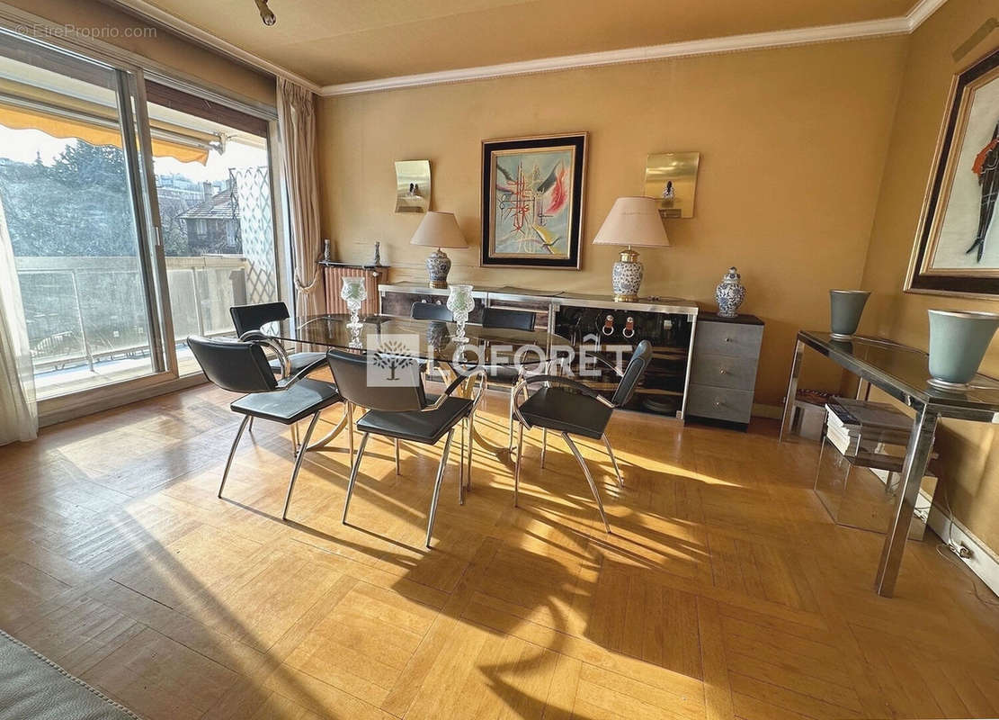 Appartement à SAINT-CLOUD