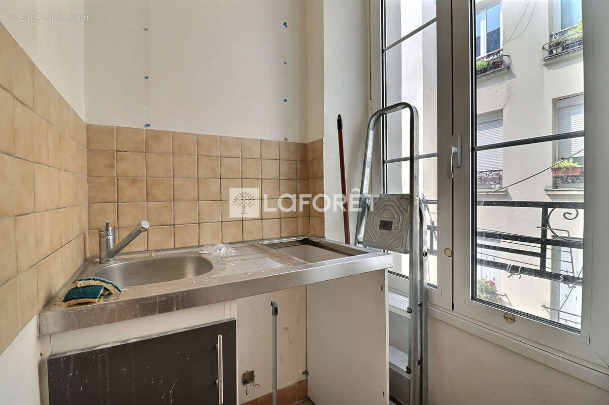 Appartement à PARIS-10E