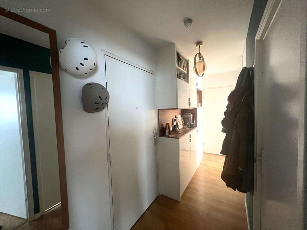 Appartement à PARIS-19E