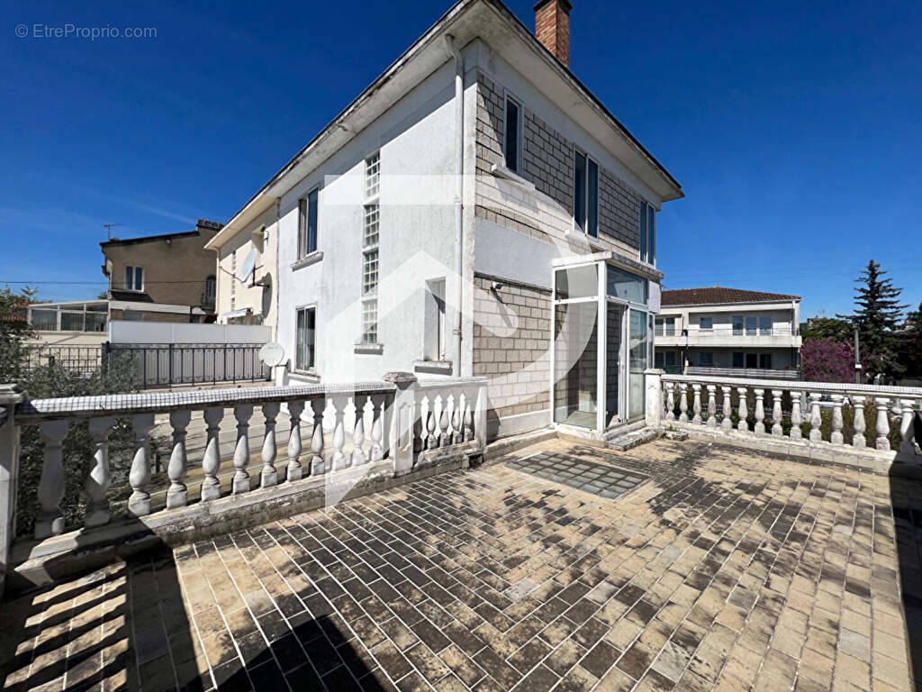 Maison à POITIERS