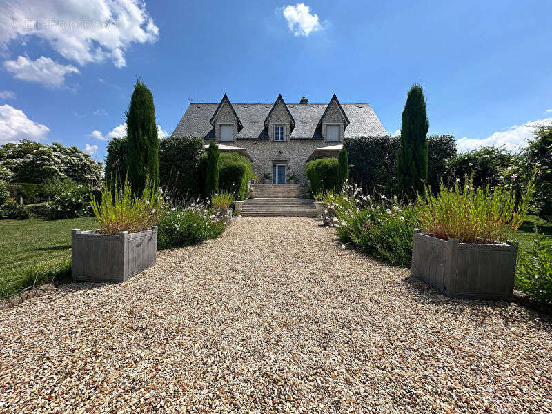 Maison à MONTLOUIS-SUR-LOIRE