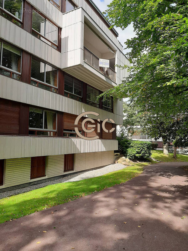 Appartement à LOUVECIENNES