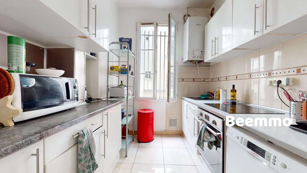 Appartement à PARIS-8E