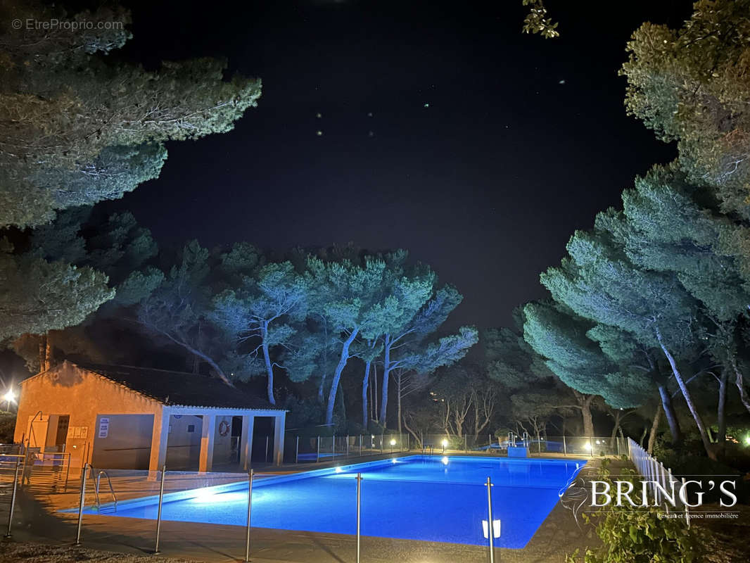 Piscine nocturne - Maison à LA SEYNE-SUR-MER