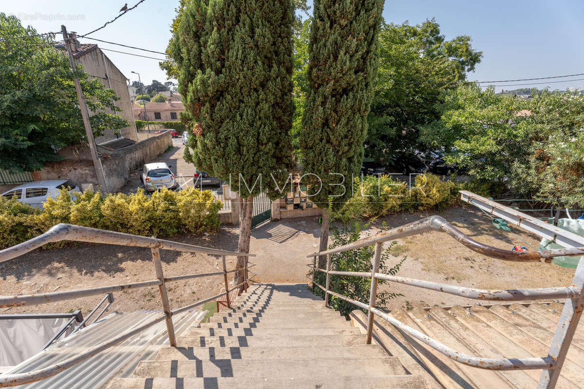 Appartement à MARSEILLE-11E