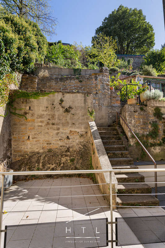 Appartement à ROCHETAILLEE-SUR-SAONE