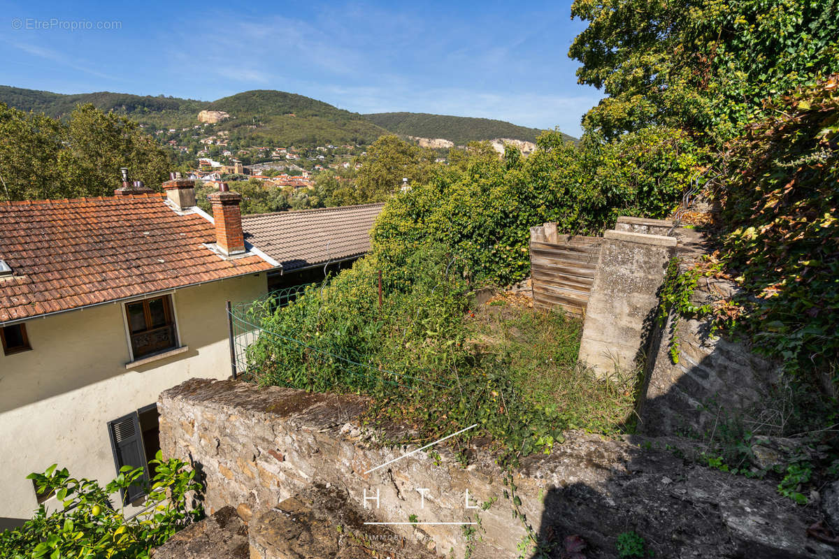 Appartement à ROCHETAILLEE-SUR-SAONE