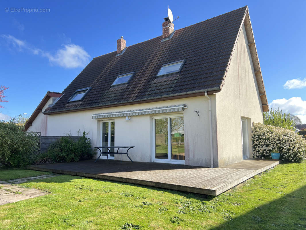 Maison à SAINT-PIERRE-DE-VARENGEVILLE