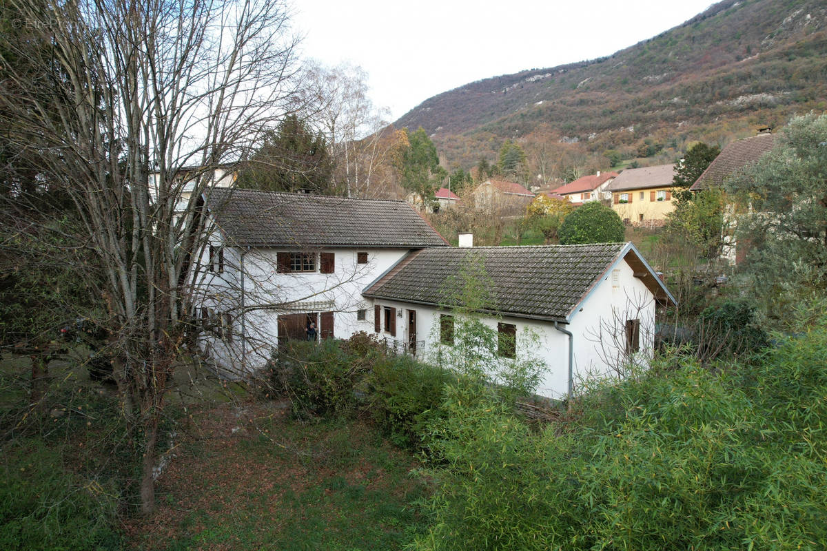 Maison à CHINDRIEUX