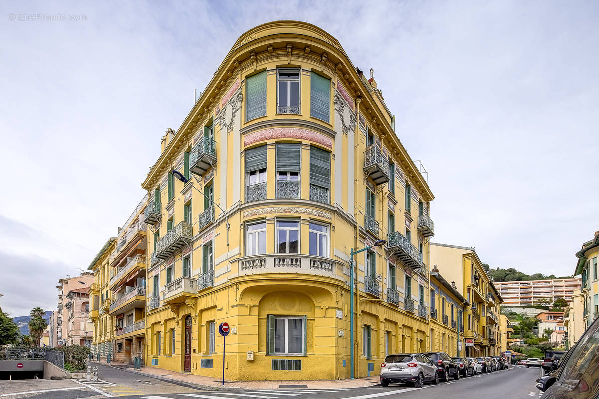 Appartement à MENTON