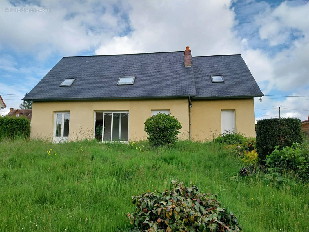 Maison à NEUFCHATEL-EN-BRAY