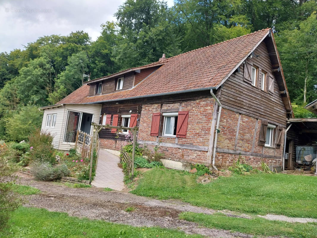 Maison à NEUFCHATEL-EN-BRAY