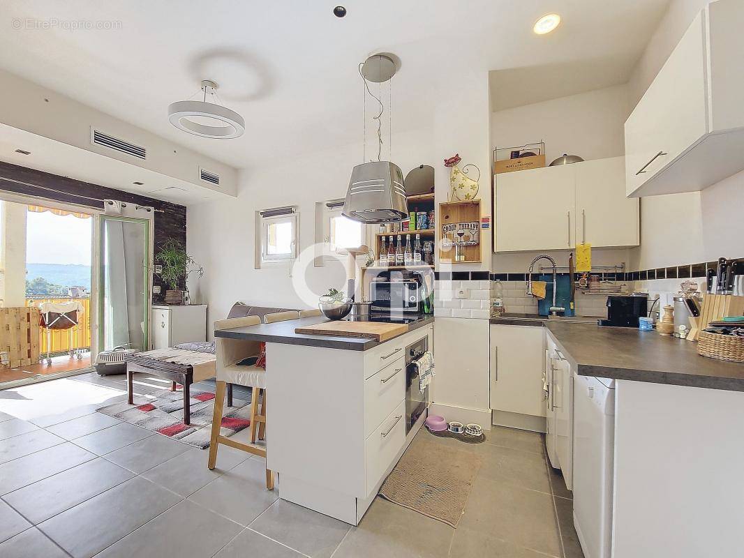 Appartement à VILLENEUVE-LOUBET