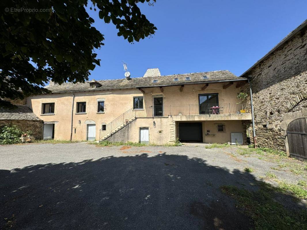 Maison à CAMBOULAZET