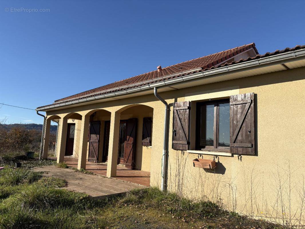 Maison à SAINT-CYPRIEN