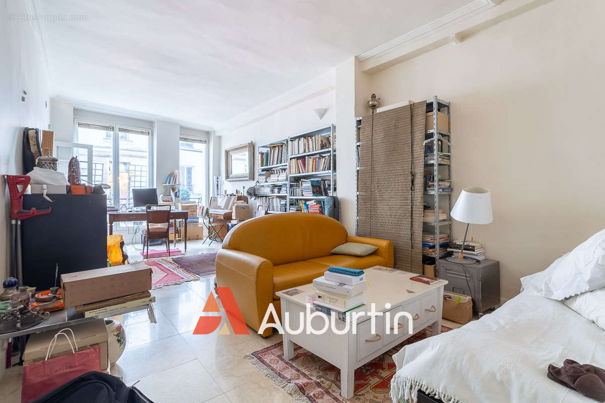 Appartement à PARIS-2E