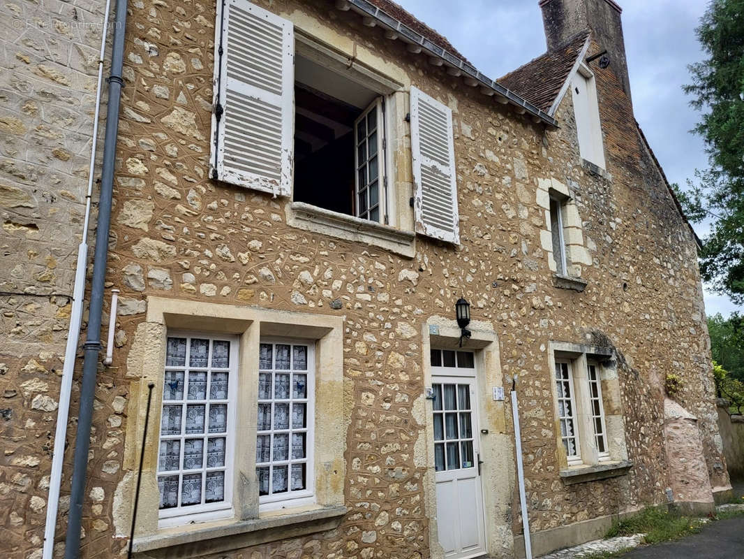 Maison à PARCE-SUR-SARTHE