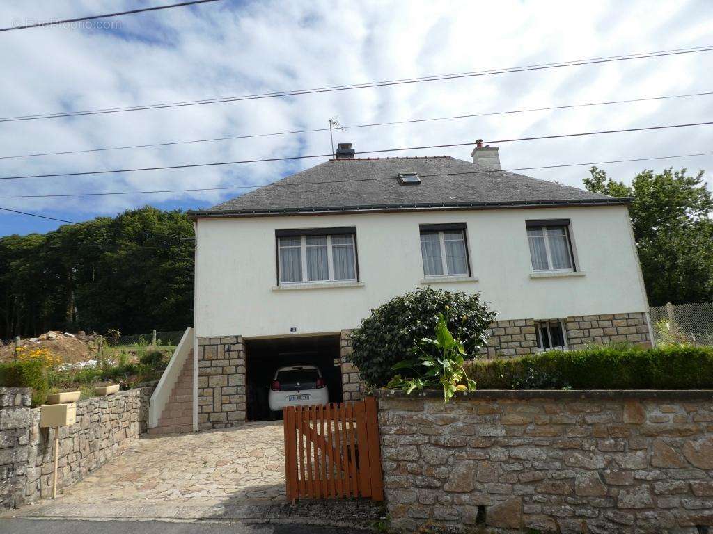 Maison à GUEMENE-SUR-SCORFF