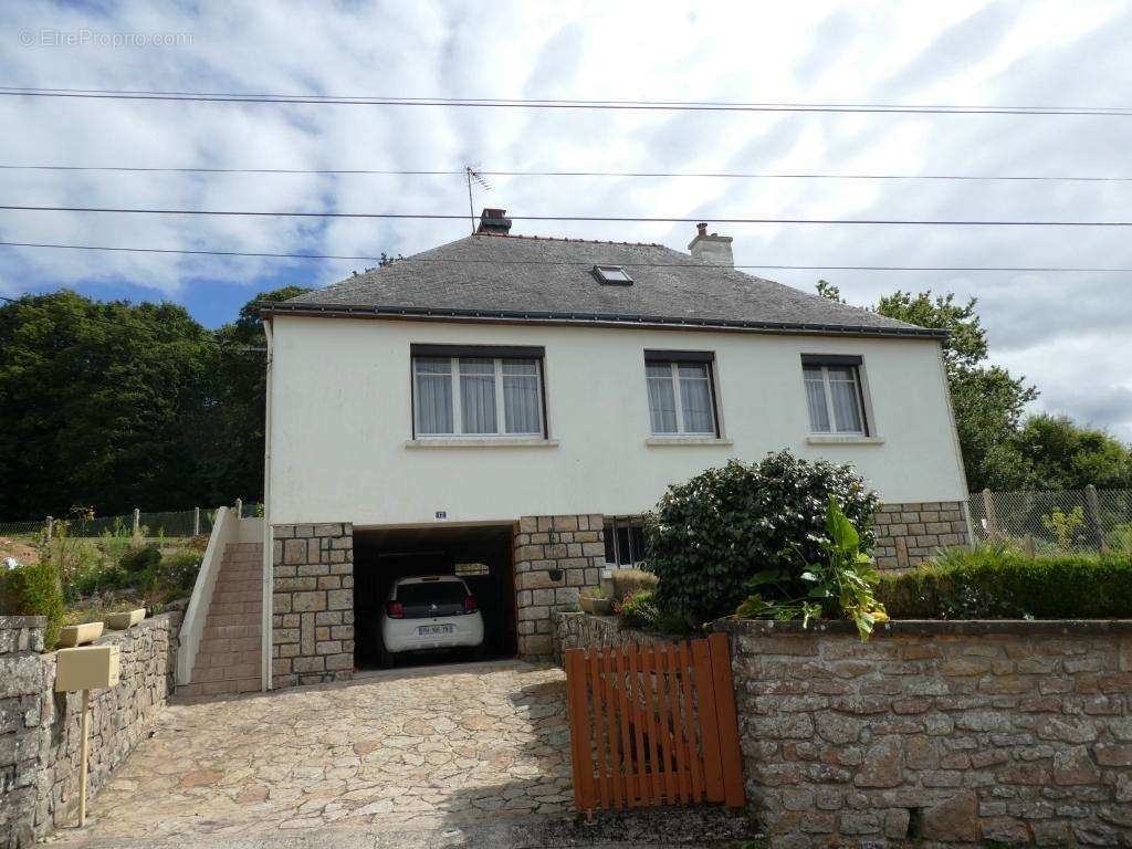 Maison à GUEMENE-SUR-SCORFF