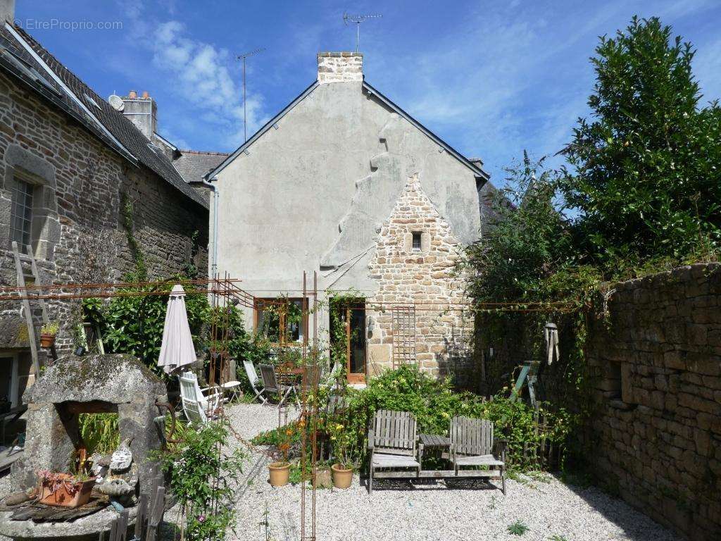 Maison à GUEMENE-SUR-SCORFF