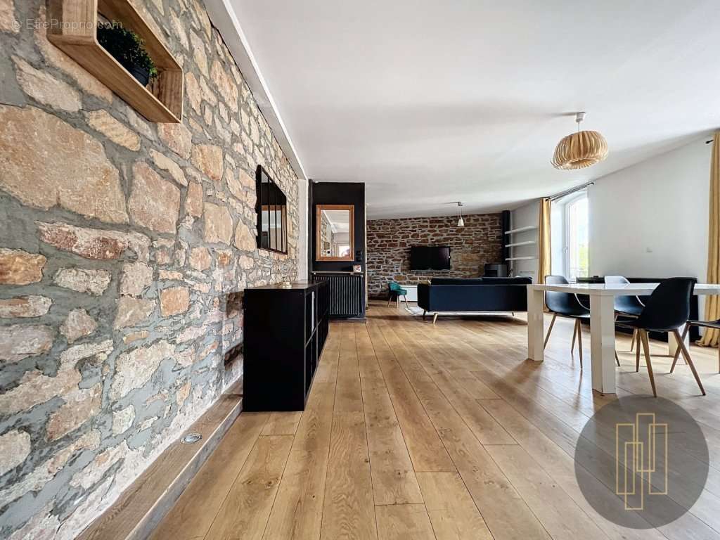 Appartement à VILLEFRANCHE-SUR-SAONE