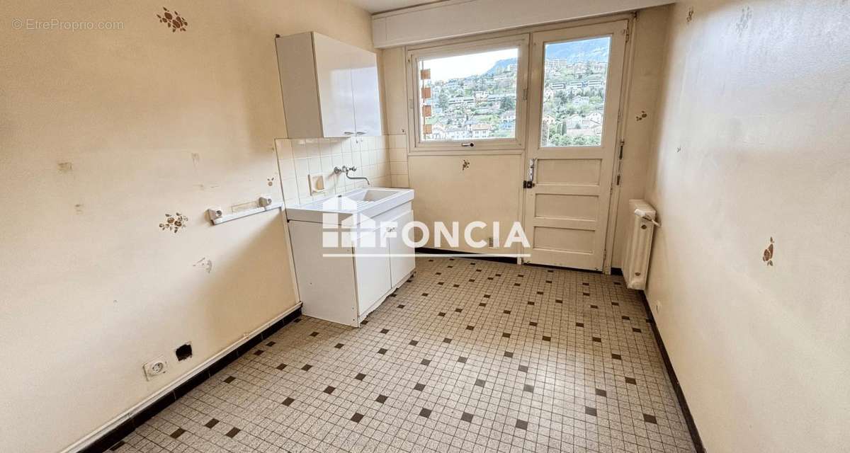 Appartement à AIX-LES-BAINS