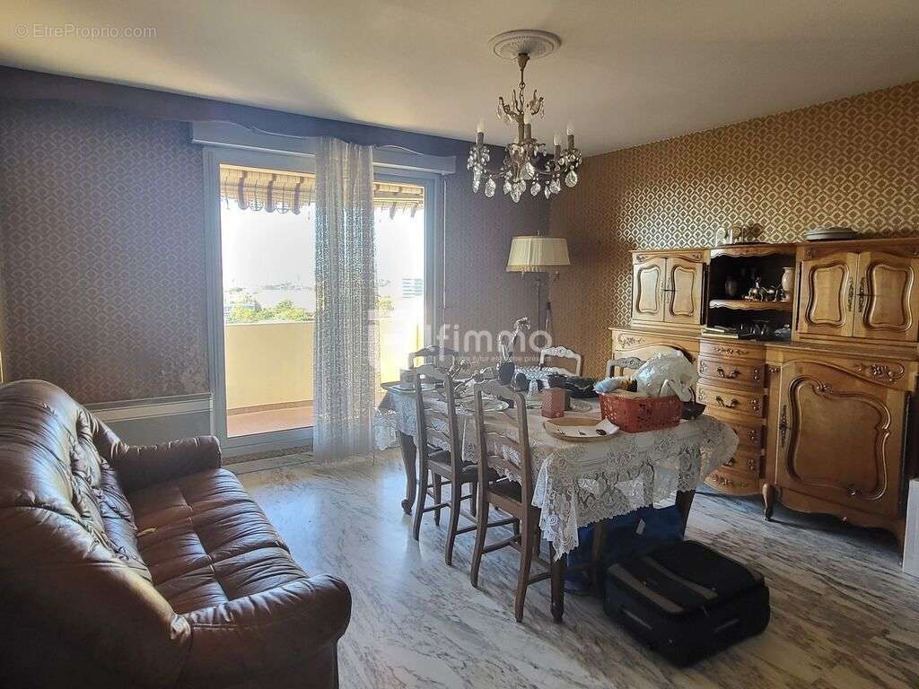 Appartement à MARSEILLE-10E