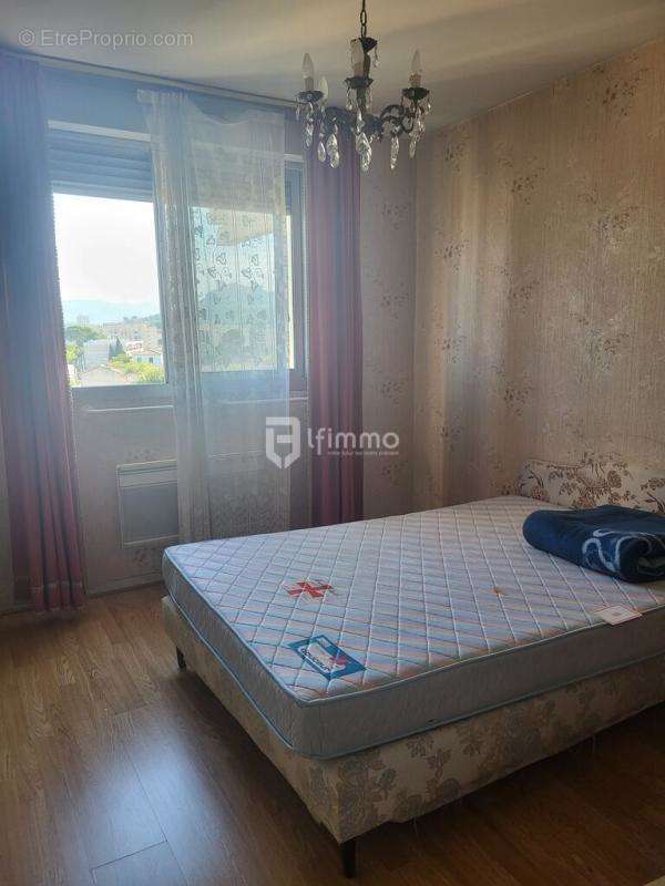 Appartement à MARSEILLE-10E