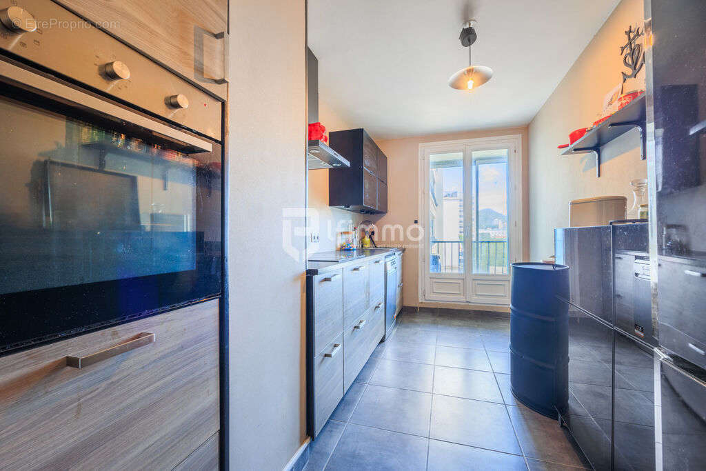 Appartement à MARSEILLE-10E