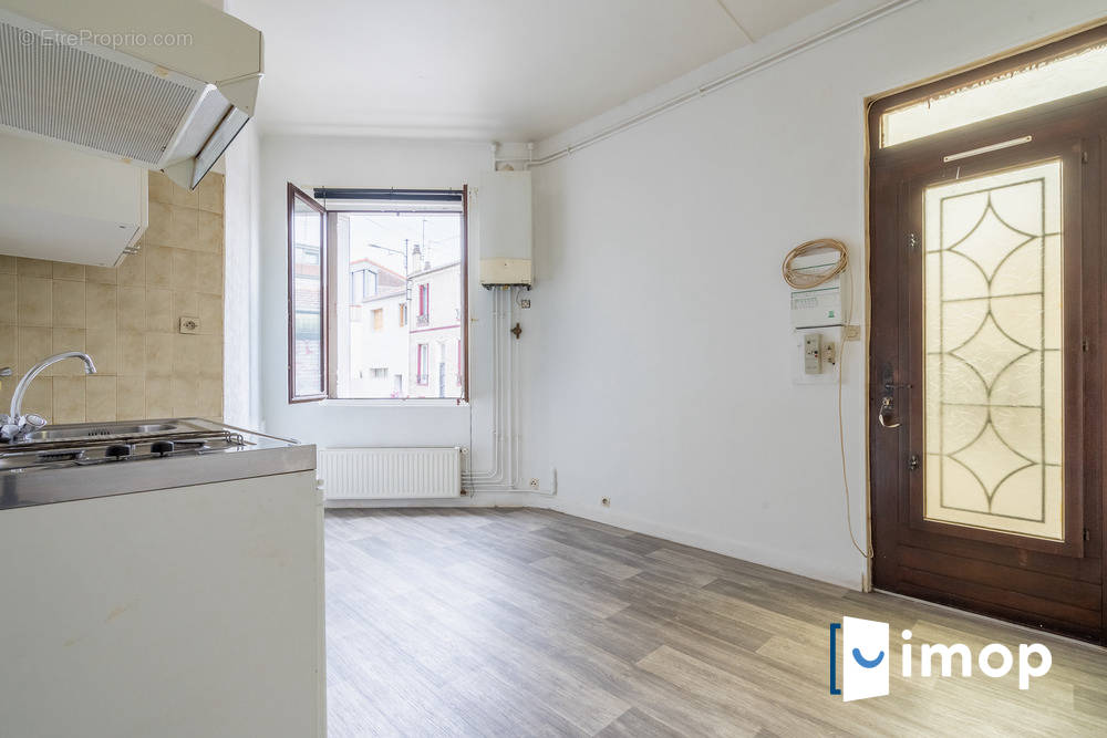 Appartement à MONTREUIL